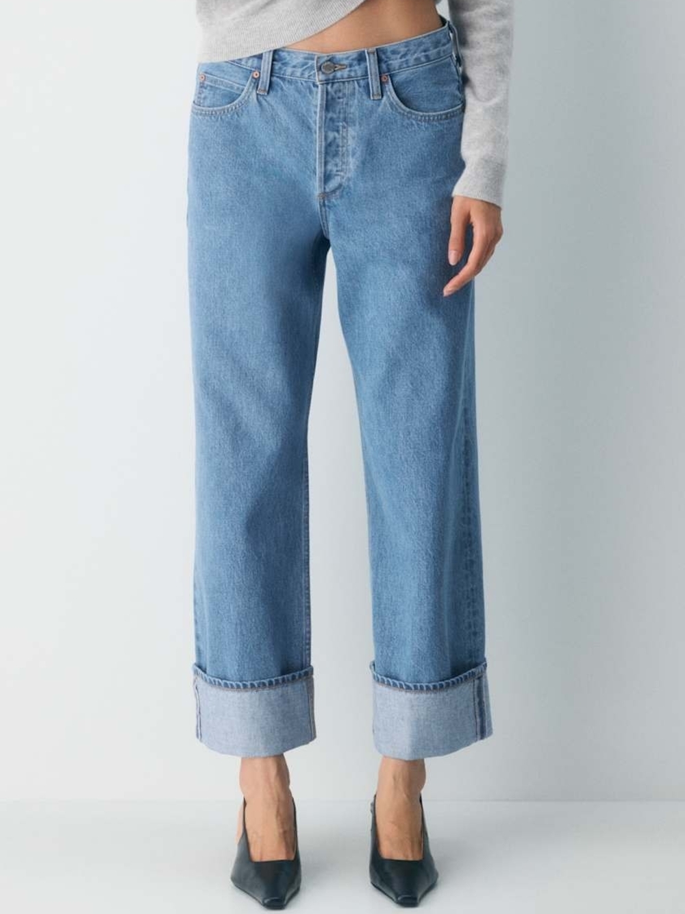 Aritzia Denim Forum The '90s Vintage Lo-Rise Cuffed Jeans - Size 24